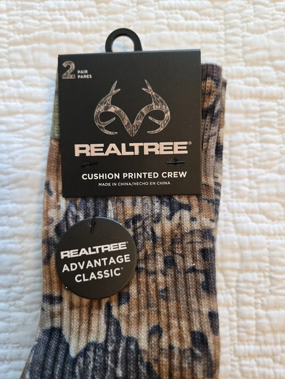 Realtree Classic Camo Cushion Crew Socks in Brown and Black